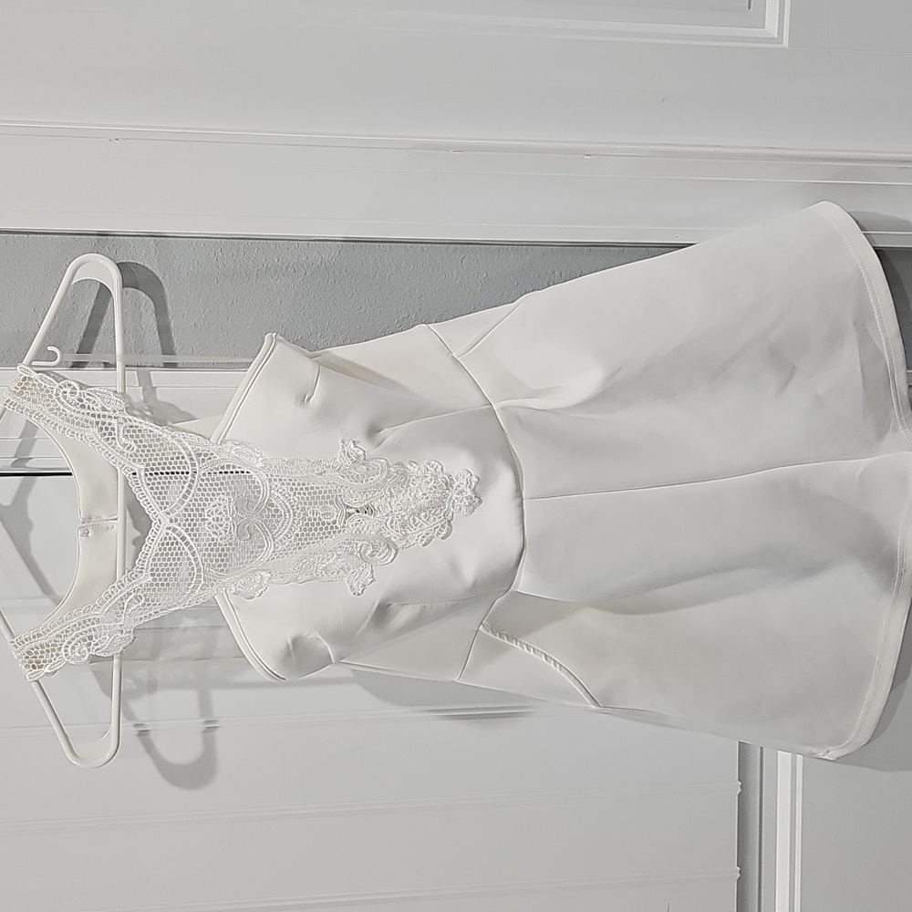 💥Roommates White Lace Detail Dress